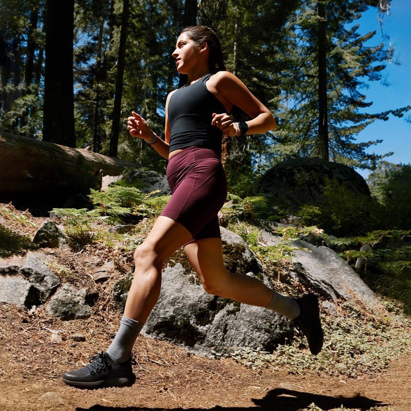 21Q4 trail runner swt PDP lifestyle image W 1600x1600 5e2bfecd eec9 4655 a811 5de2c1d0b4ba